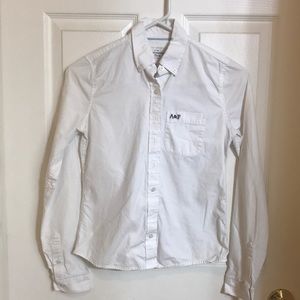 White collard button down shirt